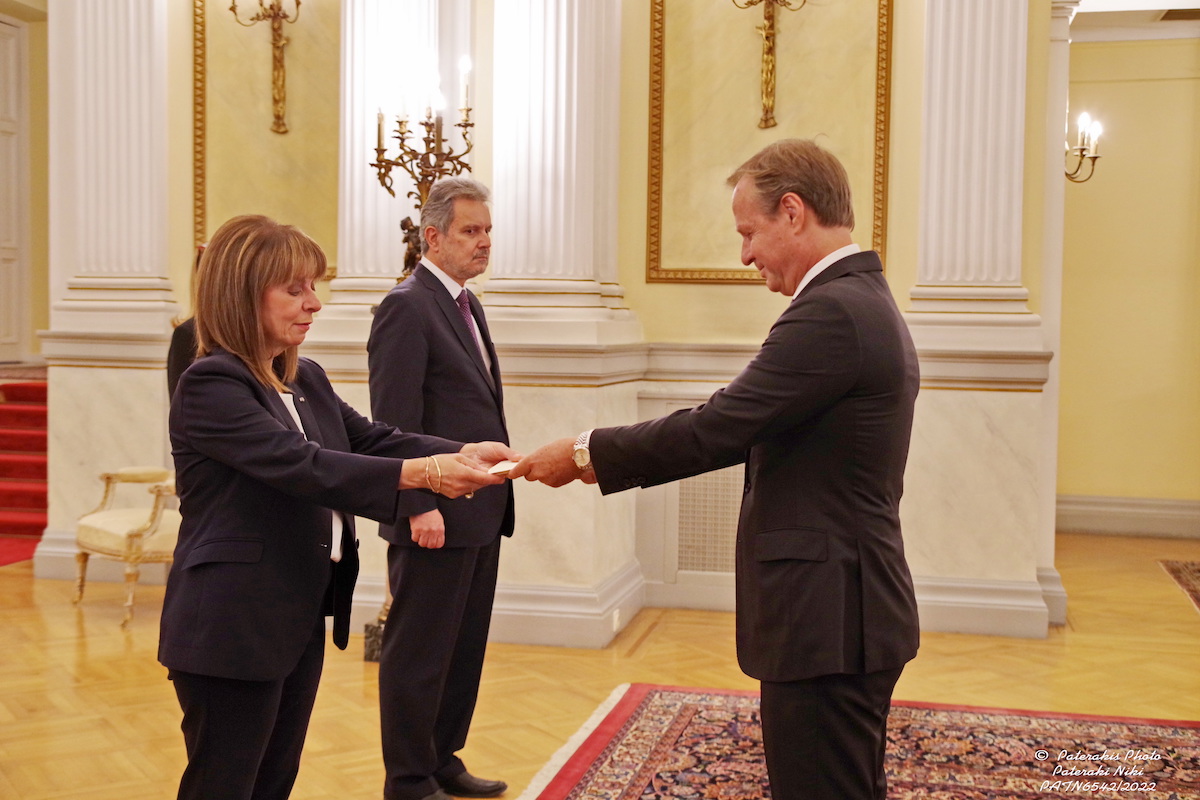 Ambassador Luca Rovati presented his credentials to President of the Hellenic Republic